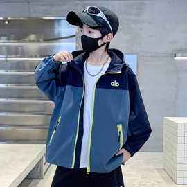 儿童秋装男童秋季风衣外套2025新款中大童洋帅气冲锋衣男孩上衣潮