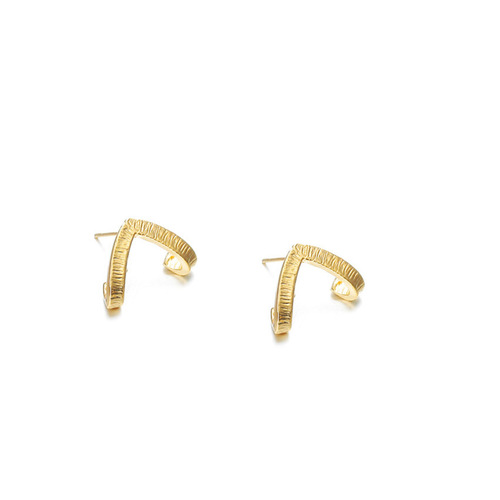 European and American fashion minimalist trendy earrings V-shaped miniature stud earrings earring hooks direct factory supply wholesale