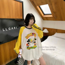 吉娃仙仙2025秋季新款甜美风字母卡通印花插肩袖撞色长袖T恤 女