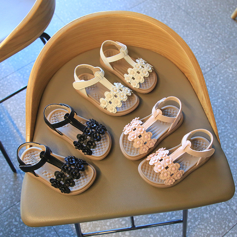 Korean Edition Sweet Flower Little Girl Beach shoes CUHK children's shoes 2022 Summer style Girls Sandals Princess shoes