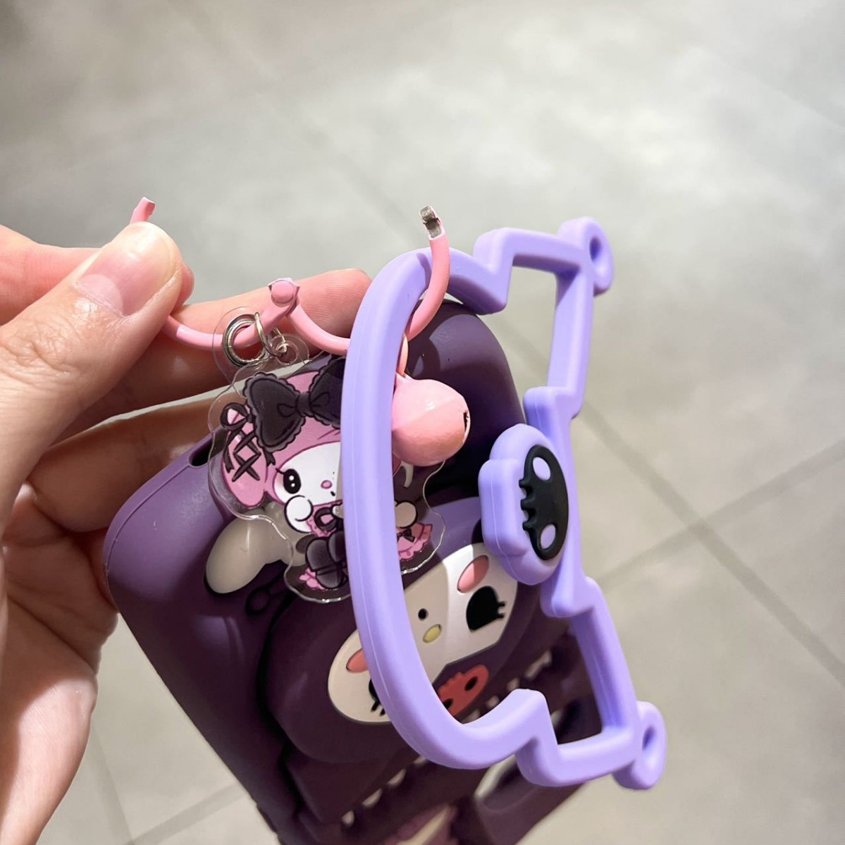 Cordón de teléfono móvil de alta gama estilo ins hecho a mano de boutique Pulsera de silicona Kulomi Cordón de teléfono móvil de moda Cordón corto