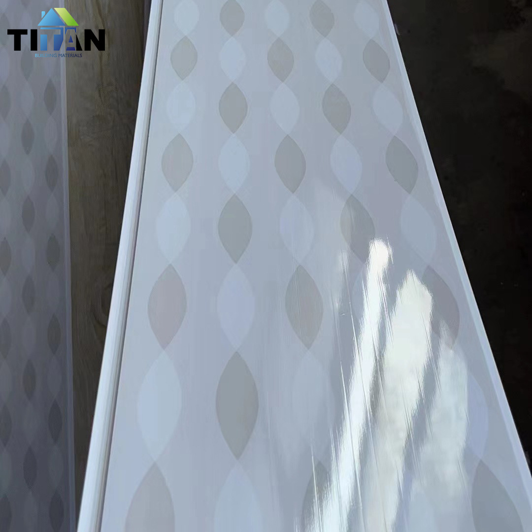 Fuera del material de decoración del techo de la sala de estar de Maldivas, sujetador de techo de plástico de tira larga de pvc