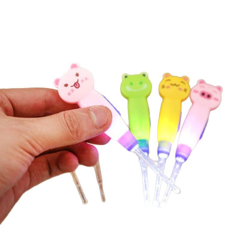 Cuchara de oreja desmontable animal de dibujos animados con luz cuchara de oreja luminosa Selección de oreja herramienta de selección de oreja