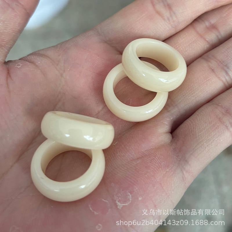 Imitation bodhi white jade running ring