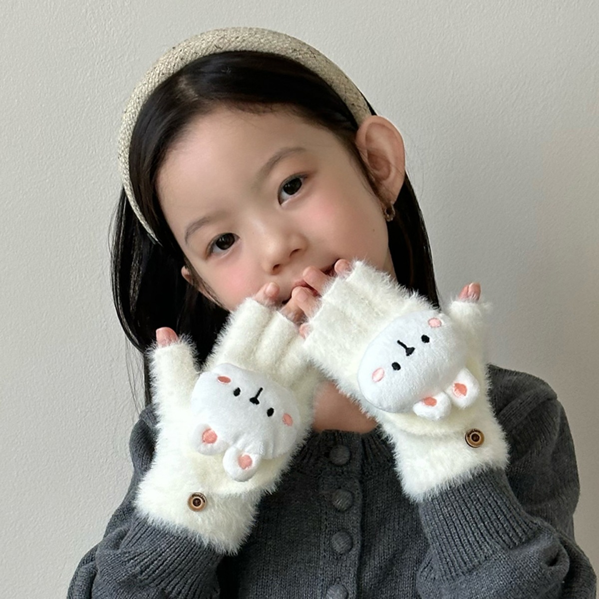 Guantes de dibujos animados para niños de invierno para niños y niñas con guantes plegables de peluche de medio dedo de los estudiantes de primaria de escritura guantes de moda