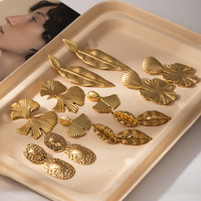 欧美跨境时尚百搭椭圆银杏叶耳环女褶皱荷叶片高级感钛钢耳钉配饰