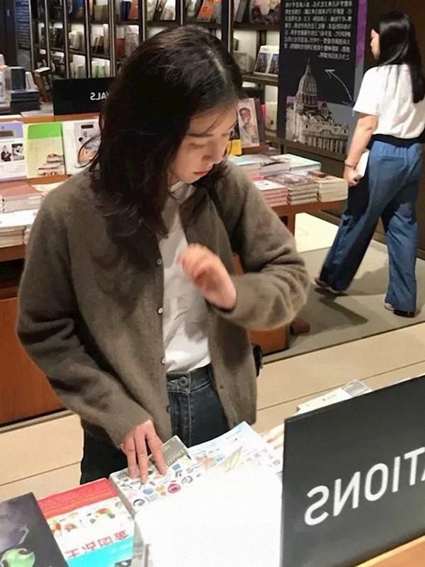 外贸原单意大利女装薄外单出口欧货羊绒针织开衫女毛衣外套2025秋|undefined