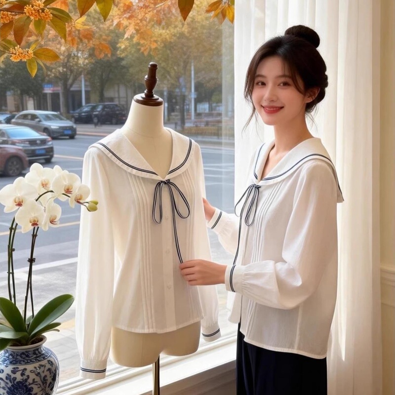 College Style Navy Collar Bow Tie White Shirt for Women Spring 2026 New Stylish Age-Reducing Long-Sleeved Top