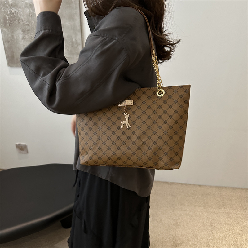 De nicho, estilo occidental, viajero de un solo hombro, gran capacidad, 2024 verano, nuevo bolso Tote, simple y moderno, bolso de gran capacidad, mujer