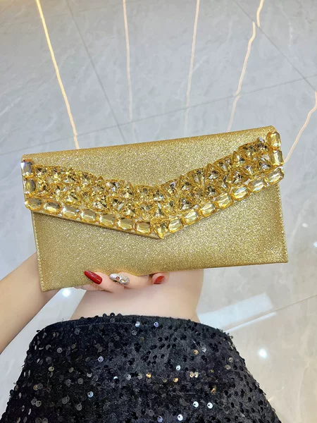 Luxury handbag Dinner bag Evening bag Shiny features Perfect for all occasions