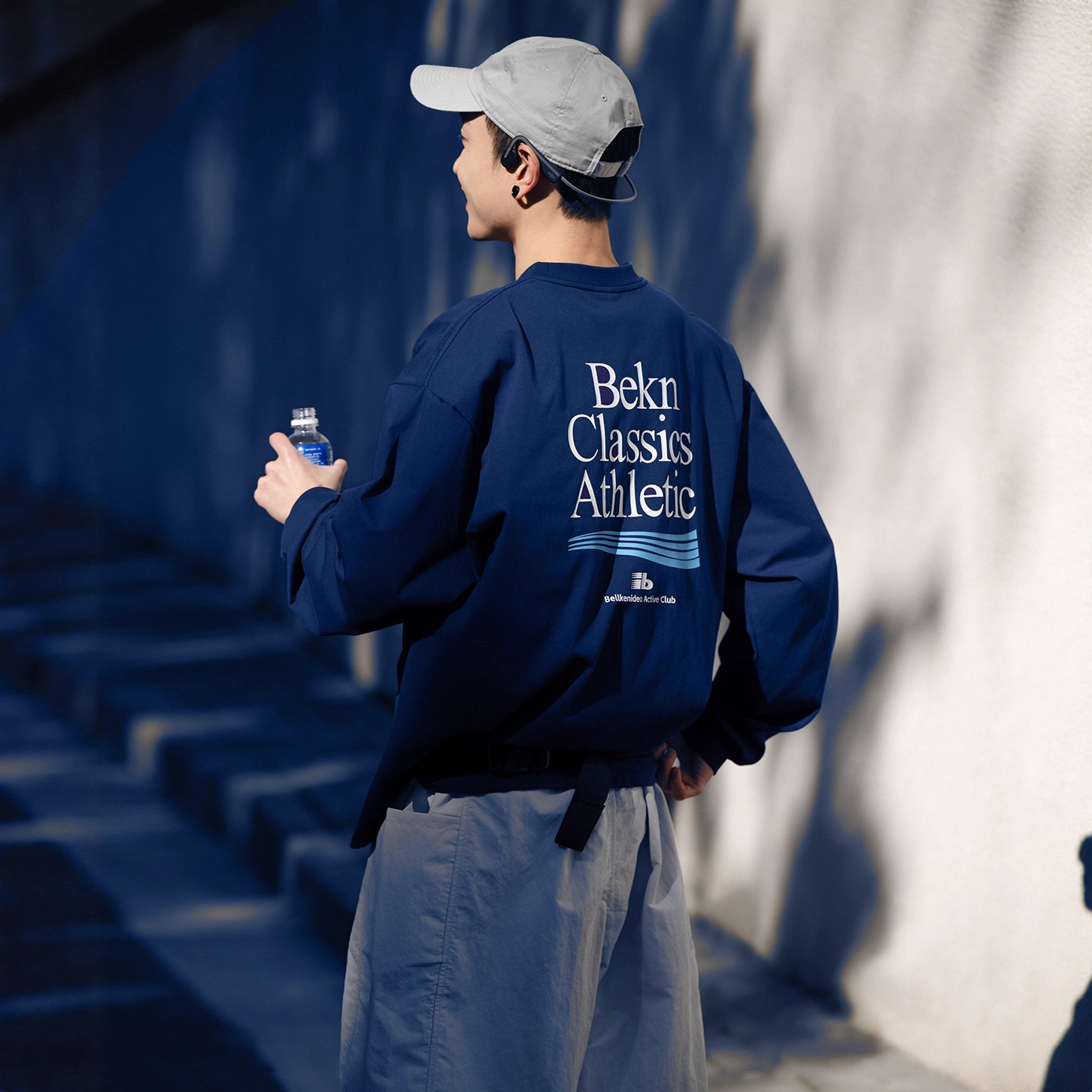 BFLKEMIDFA城市运动基础背后印花纯棉情侣凉感宽松廓形长袖T恤潮