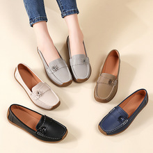 跨境大码2025新款秋季单鞋女时尚舒适妈妈鞋女士防滑女鞋37-42