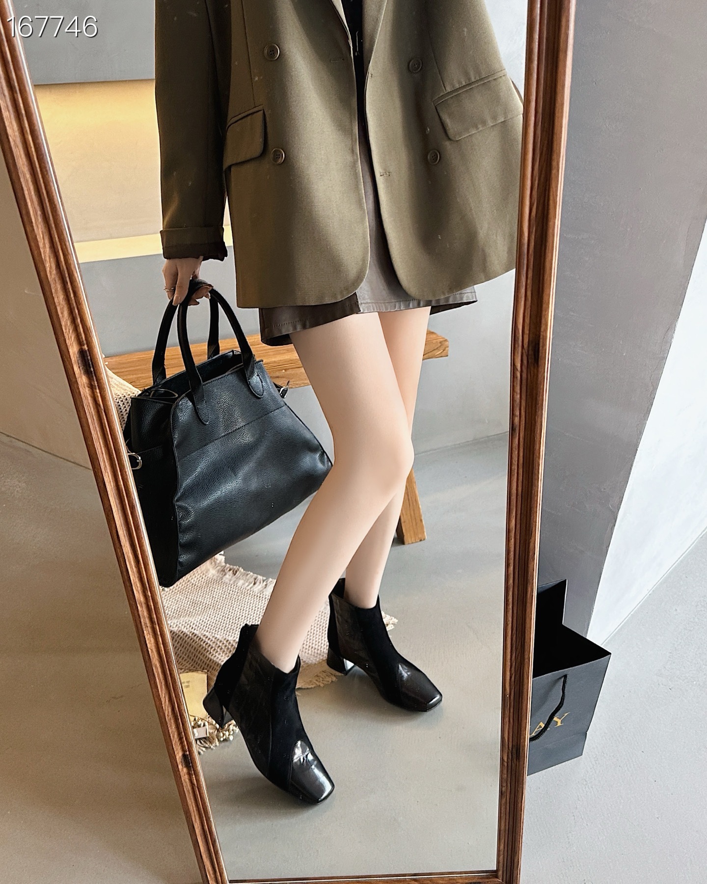 Boot Martin nữ da bò phối da lộn gót thô 4 cm — Màu đen chi tiết 8