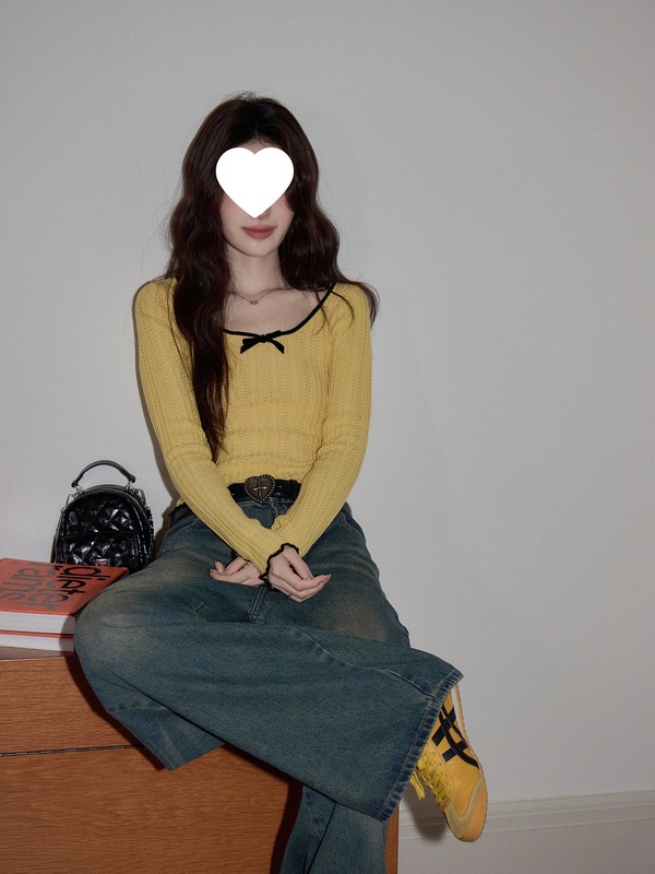 吵吵家气质大领口轻薄短袖针织衫女修身正肩T恤设计感黄色上衣|undefined