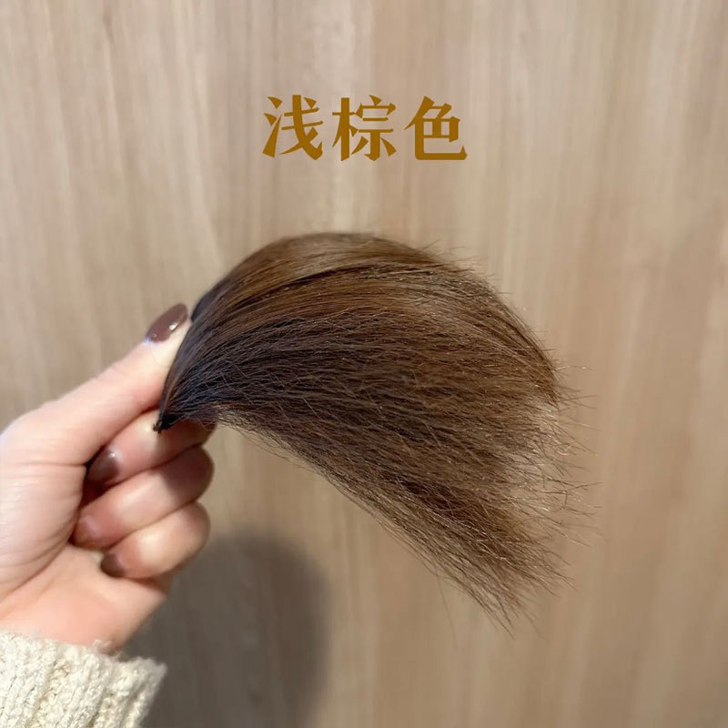 アクリル女性の髪飾りマットの高さのトップの増発量は、目に見えない髪の糸がふわふわしているトウモロコシのひげマットの髪器である|undefined