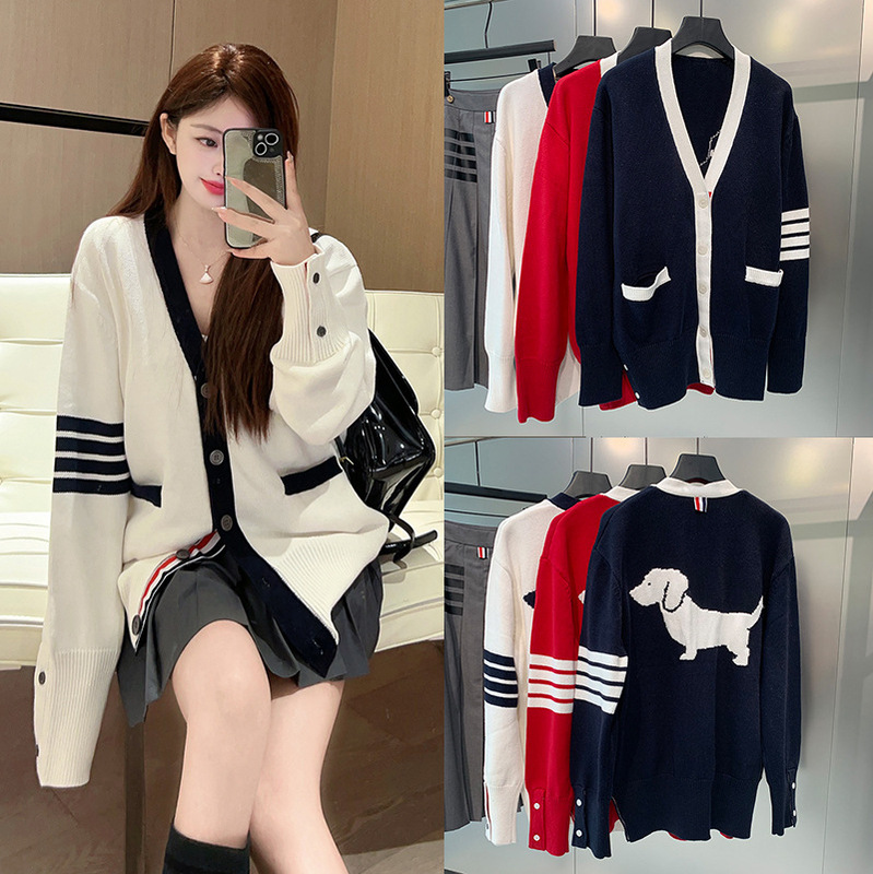 Design Sense Striped TB College Style Contrast Color V-neck Sweater Coat Loose Lazy Knitted Puppy Cardigan for Autumn and Winter 24