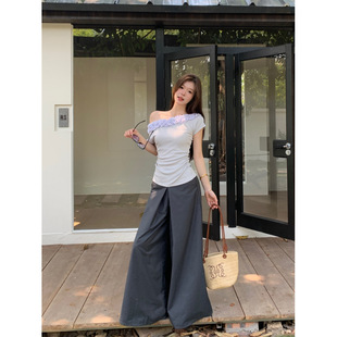 Real Shot in stock Design Sense Shoulder Shirt Women's New Short Sleeve Top