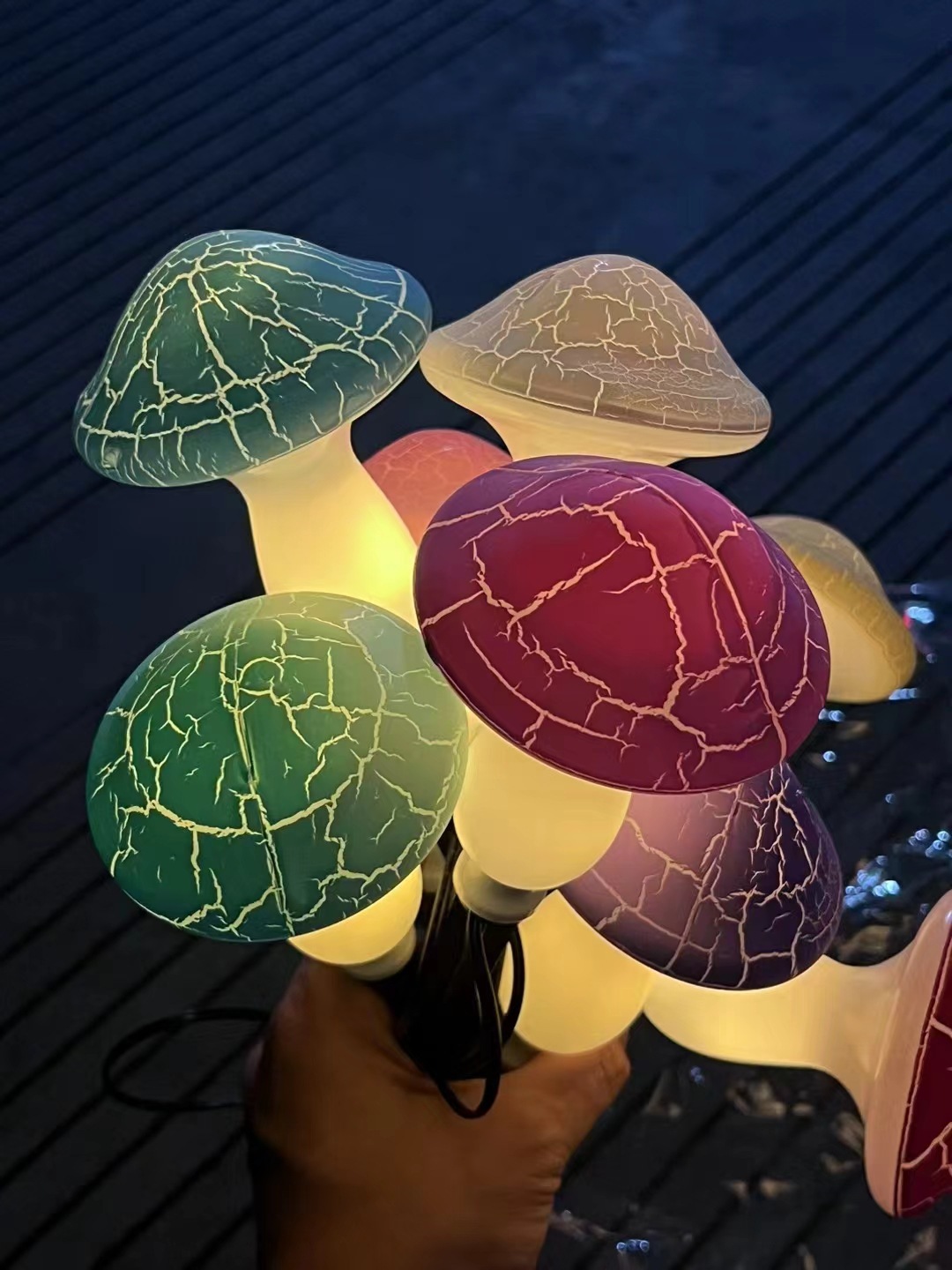 Lámpara solar de hongo impermeable para jardín y exterior_voghion.com