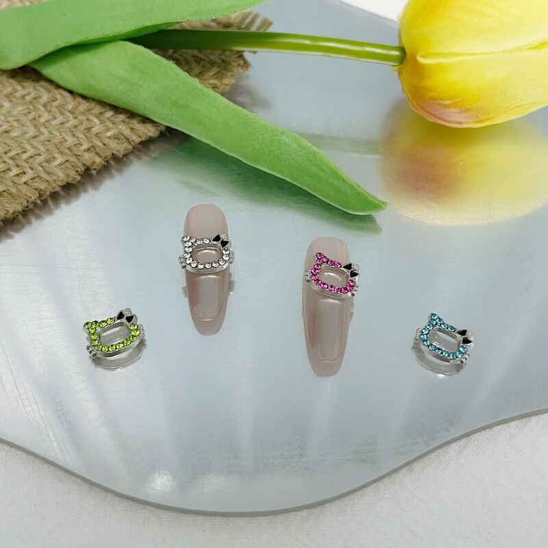 Hollow Kt Cat Nail Art Accessories Girl Cartoon Alloy Full Diamond Patch DIY Cute Hello Kitty Nail Diamond Accessories