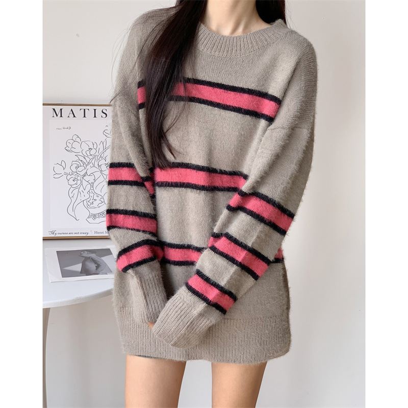 Autumn Japanese retro knitted sweater with a round collar