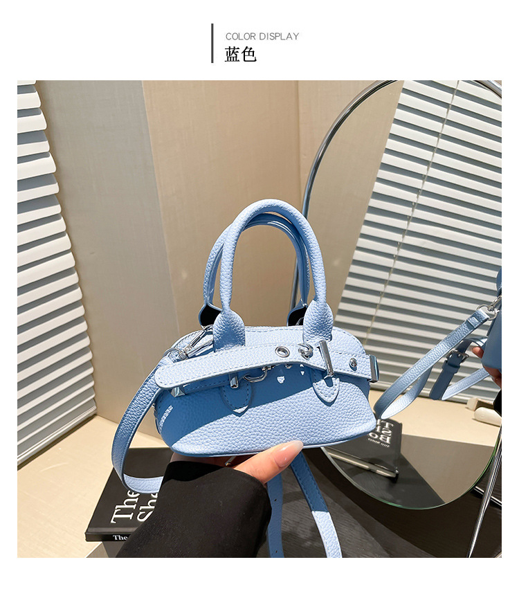 A simple and individual hand-held shell bag, a new Spring/Summer 2025 niche fashion casual shoulder bag, a trendy and stylish crossbody bag undefined