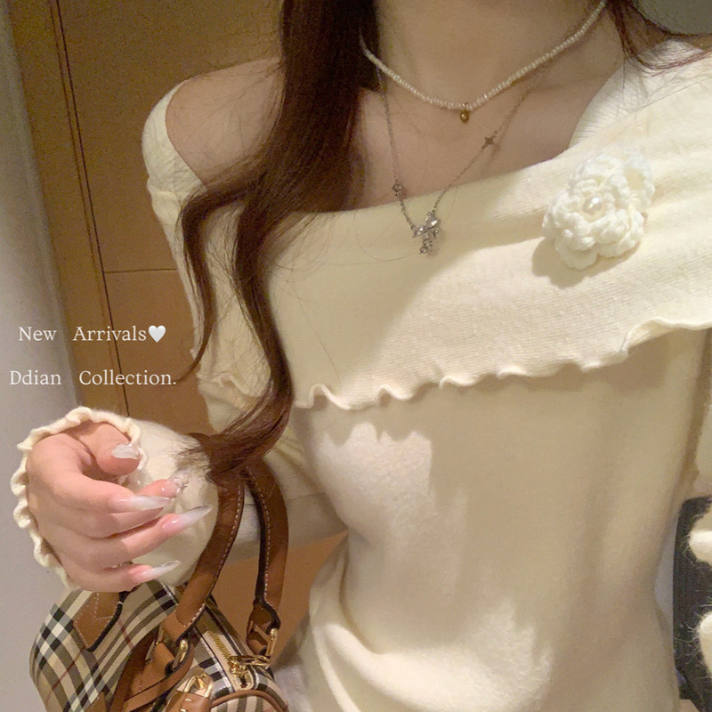 American Style 2025 Autumn and Winter Korean Style Slim One-Shoulder Fungus-Edged Andy Velvet Knitted Bottoming Sweater Women's Top American Style 2025 Autumn and Winter Korean Style Slim One-Shoulder Fungus-Edged Andy Velvet Knitted Bottoming Sweater Women's Top