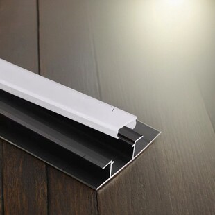 ľ������LED���͟�����������[�΃�Ƕ�e�Ӿ��Ο��տ�U�;�����