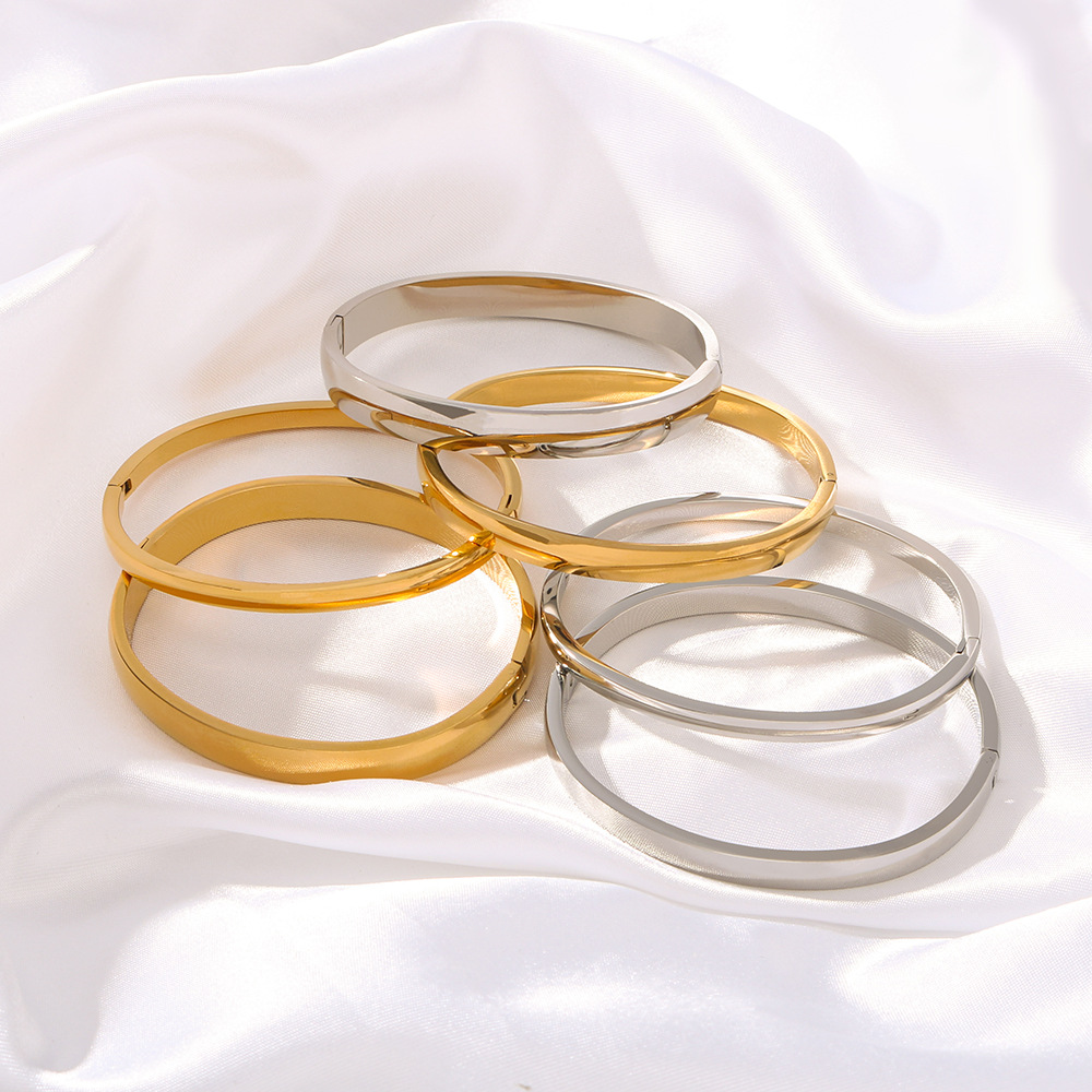 18g Weight Bangle Classification 304 Stainless Steel Chain Material 1 Piece Quantity Holiday, Daily Occasion 304 Stainless Steel Material Geometric Pattern Unisex Gender Polishing Design Simple Style, IG Style Style IG Style Simple Style Geometric 304 Stainless Steel Bangle In Bulk 2