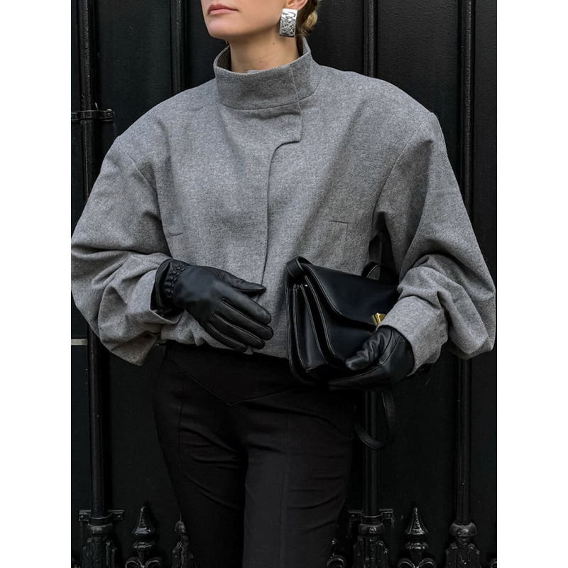 This Stylish Grey Short Coat With A Small Stand-Up Collar Made Of Distinctive Woolen Fabric Is A Versatile And Unique Ch_ecoleips.com