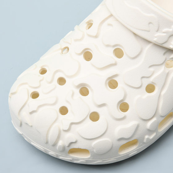 Cave shoes lovers summer wear deodorant non-slip Baotou dual-purpose slippers soft bottom step excrement feeling slippers cross-border wholesale