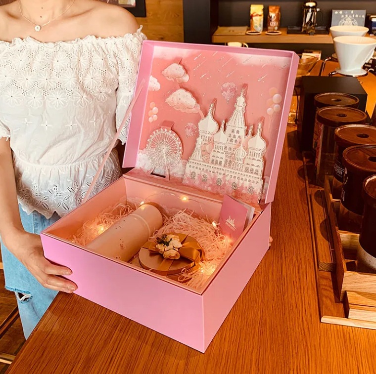 礼盒空盒送女友礼物盒伴手礼盒生日礼品盒包装高档盒子情人节520