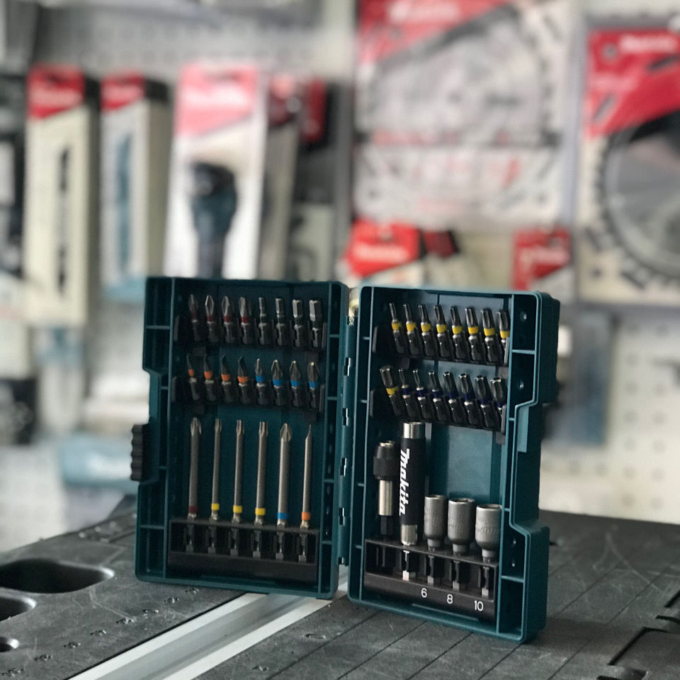 일본 MAKITA MAKITA 43 조각 전기 핸드 드릴 헤드 세트 육각형 소켓 헤드 크로스 용 전기 드라이버 세트