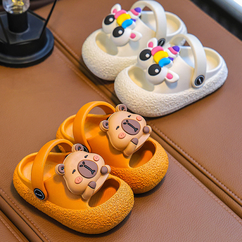 Hole Shoes Children's Slippers Boys Summer New Style 2025 Dung Feeling Thick Sole Baby Slippers Girls Cute Summer