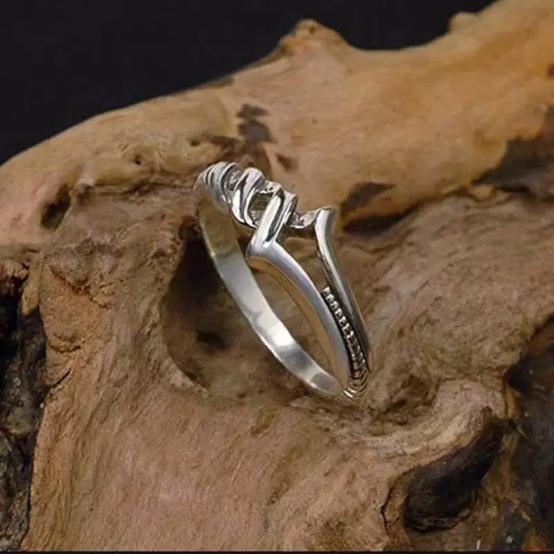 Adjustable retro trend design universal fashionable ring