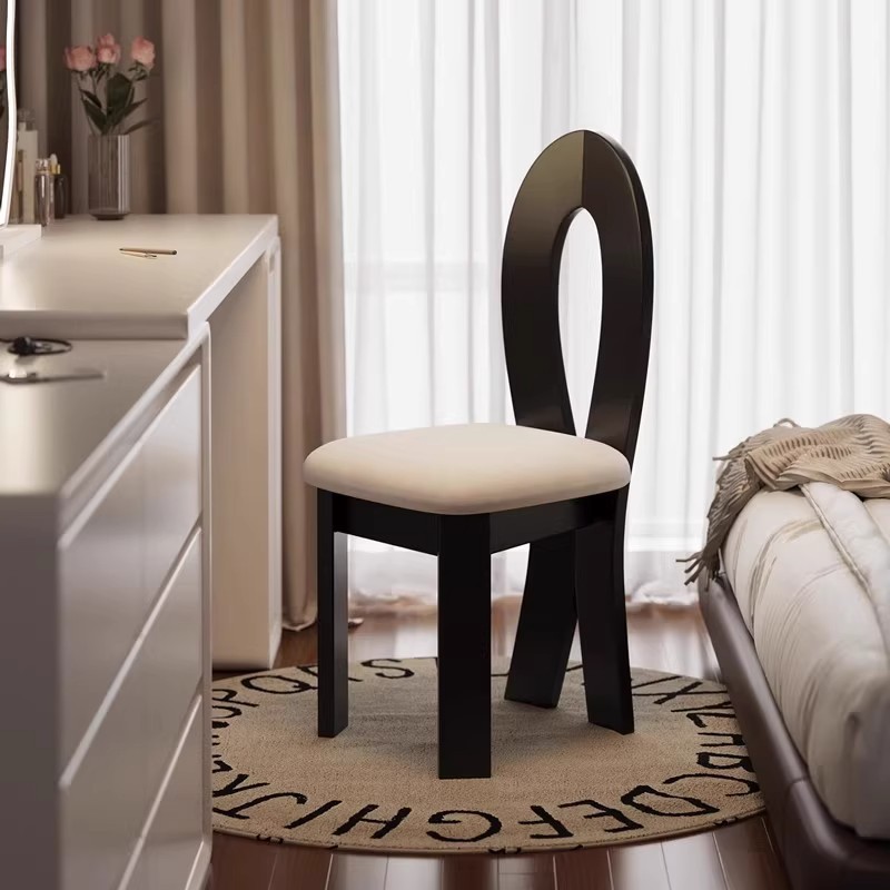 Sillas de comedor de madera maciza estilo medieval sillas de mesa de comedor casera mezcladas sillas de hipopótamo sillas de respaldo de sirena retro tela de caña