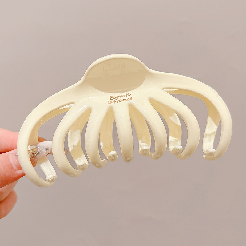 Clip de agarre de color café de alta calidad, horquilla grande, mujer 2024, nuevo estilo, volumen de cabello en la parte posterior de la cabeza, clip de tiburón, tocado, horquilla