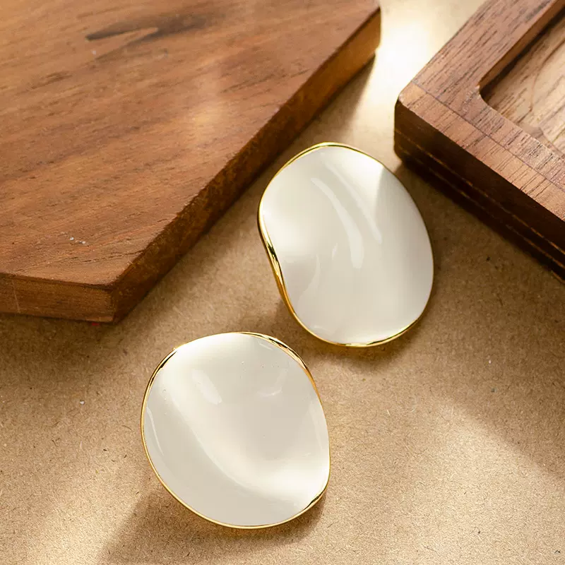 法式精致时尚小清新滴油不规则几何耳钉女高级感轻奢简约银针耳饰