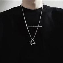 几何方形三角形项链情侣男女钛钢潮牌吊坠学生简约个性衣服配饰