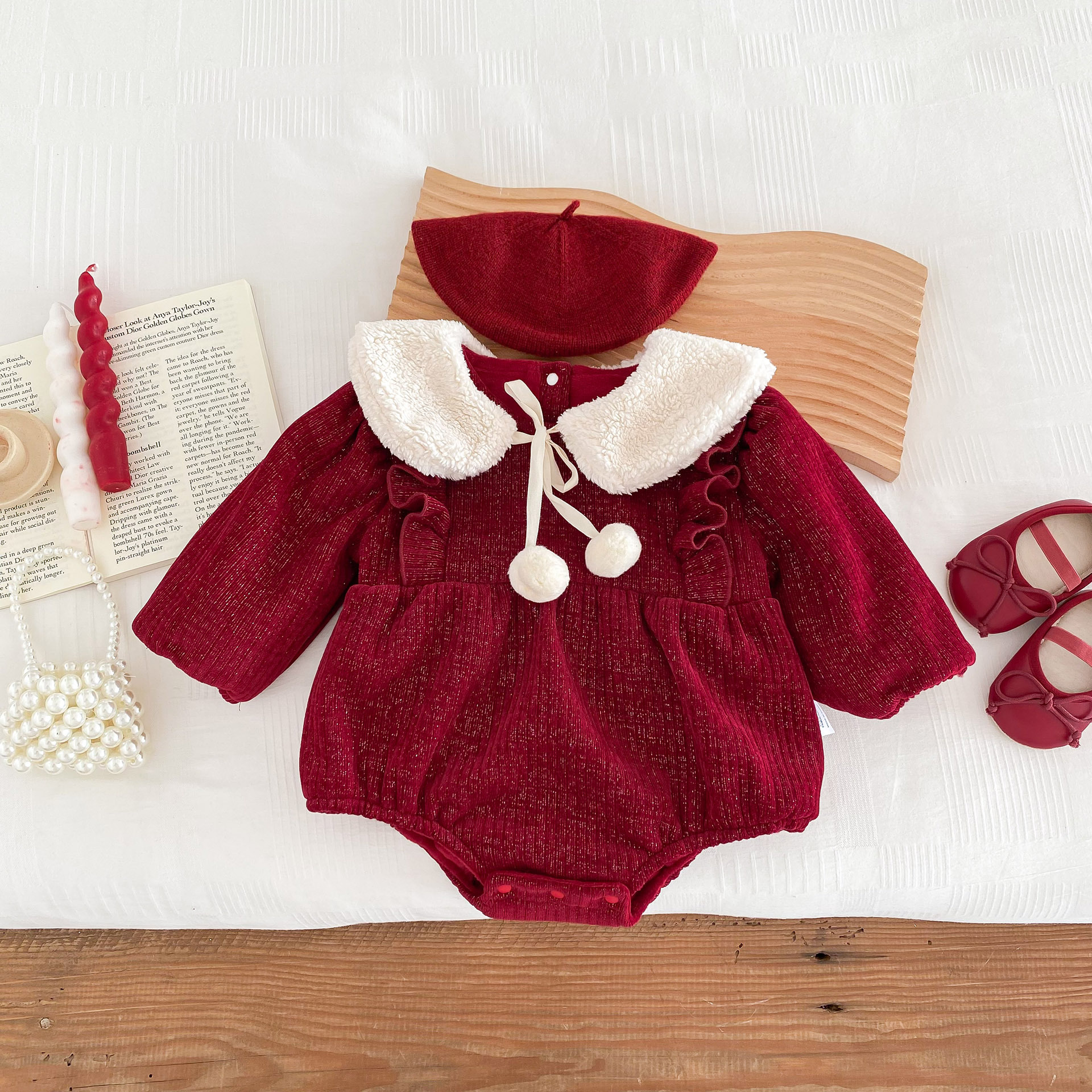 Vintage Style Solid Color Cotton Baby Rompers display picture 1