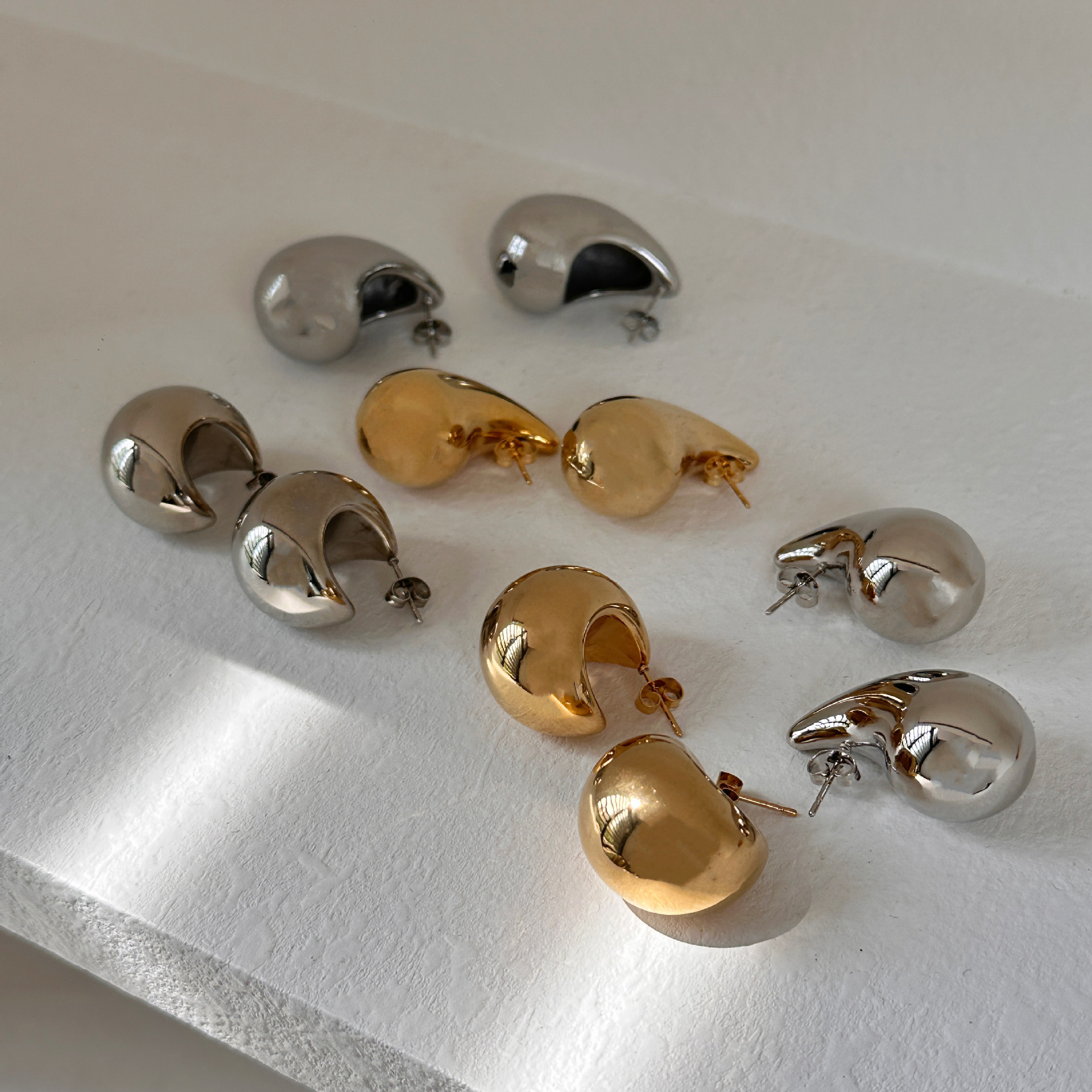 Women's Gender Plating Design 1 Pair Retro Solid Color Plating Titanium Steel Ear Studs