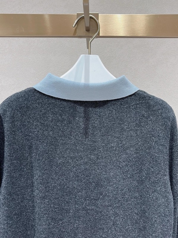 【蒋欣同款】伊*L女装2025冬款假两件羊毛POLO领针织衫1GA232951|undefined