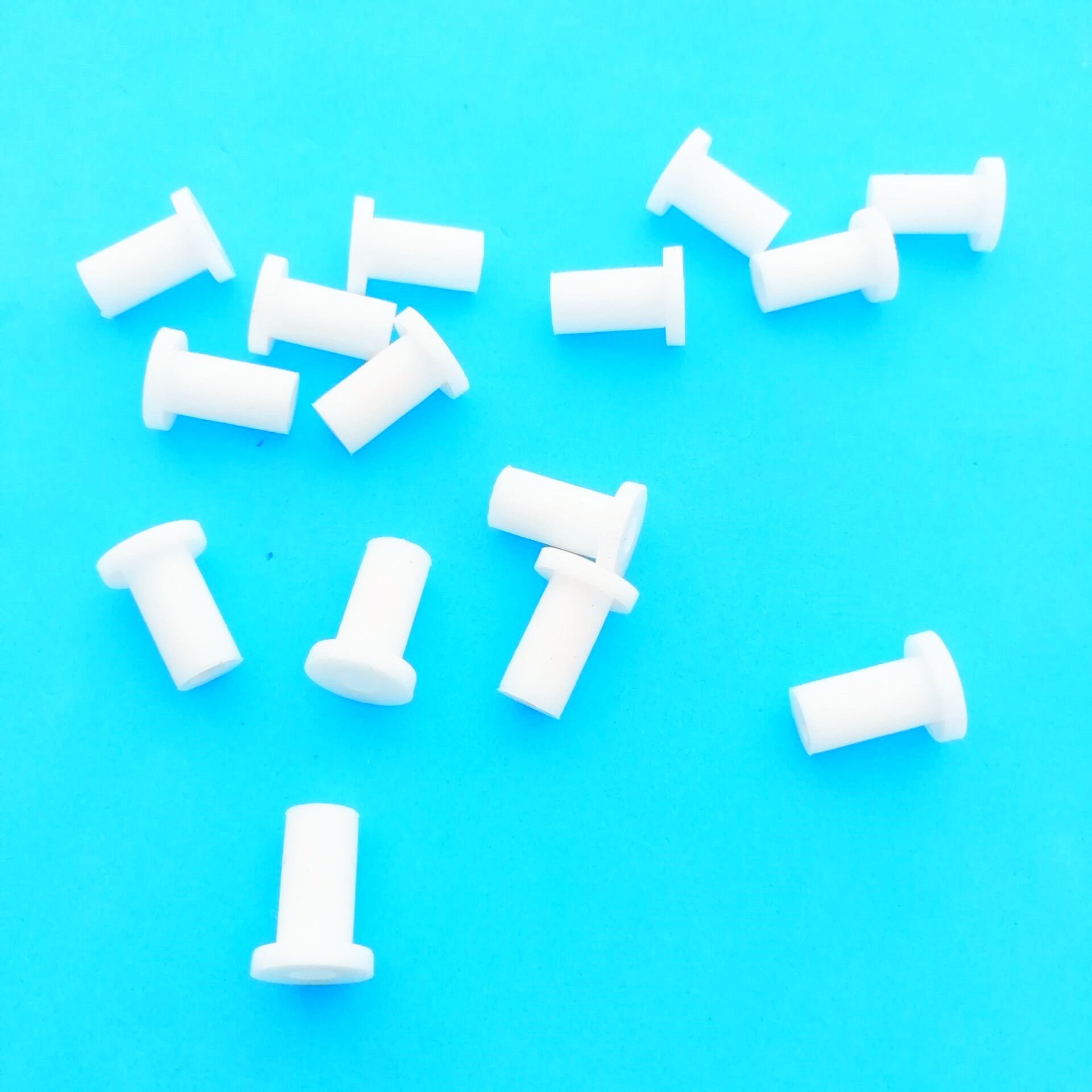 厂家批发3mm线径护线圈 T型通孔胶塞黑色 白色护线套硅胶制品衬套