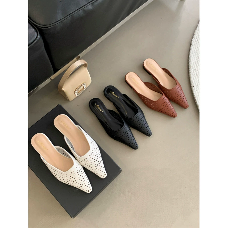 2025 новая корейская мода на низком каблуке полутяжелые женские туфли остроконечные удобные плоские сандалии