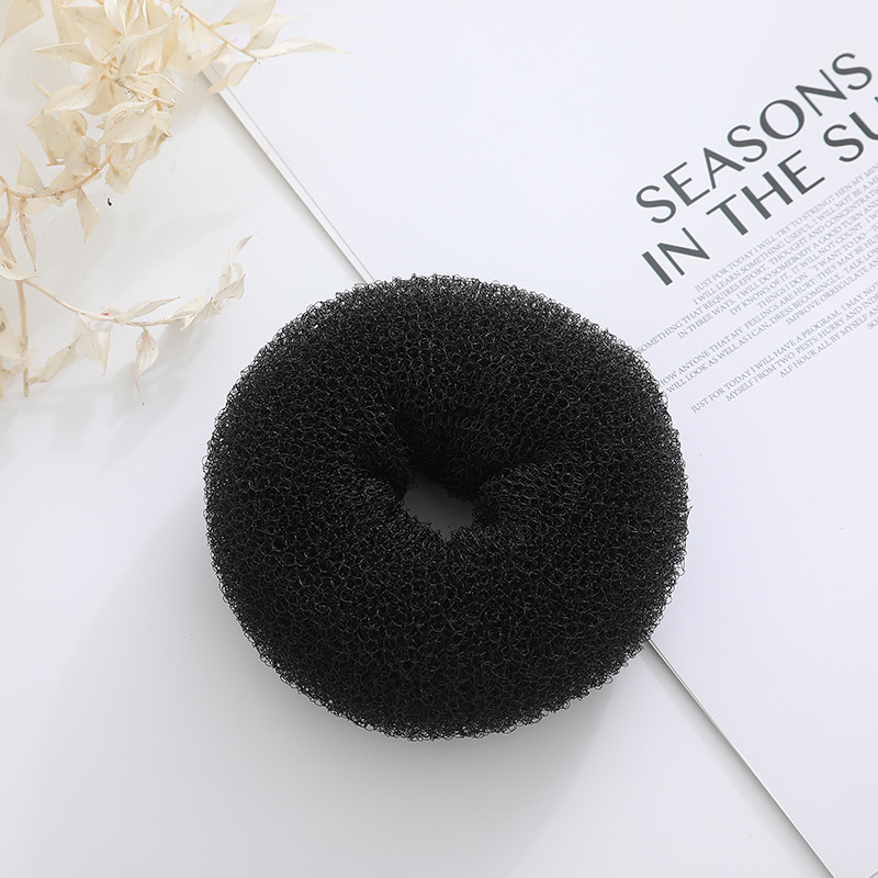 Fabricantes de bolos de cabeza de punto para el cabello atado adornamiento de cabello trenzado artefacto de donut anillo de cabello brote de flores herramientas de cabello