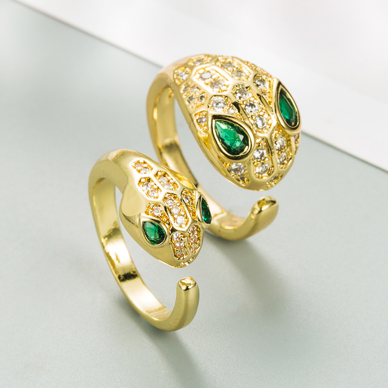 Fashion Golden Snake-shaped Ring display picture 2