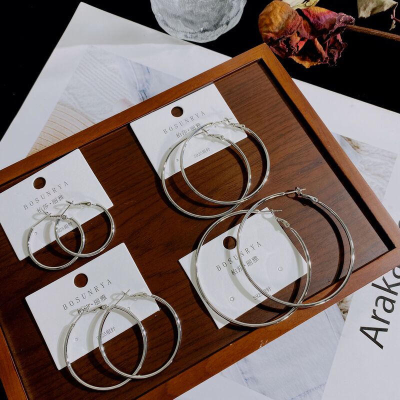 Bosha Liya simple big earrings ins simple style cold earrings all-match popular face slimming design earrings Bosha Liya simple big earrings ins simple style cold earrings all-match popular face slimming design earrings