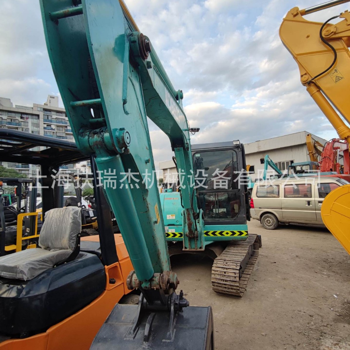 神钢SK60二手挖机