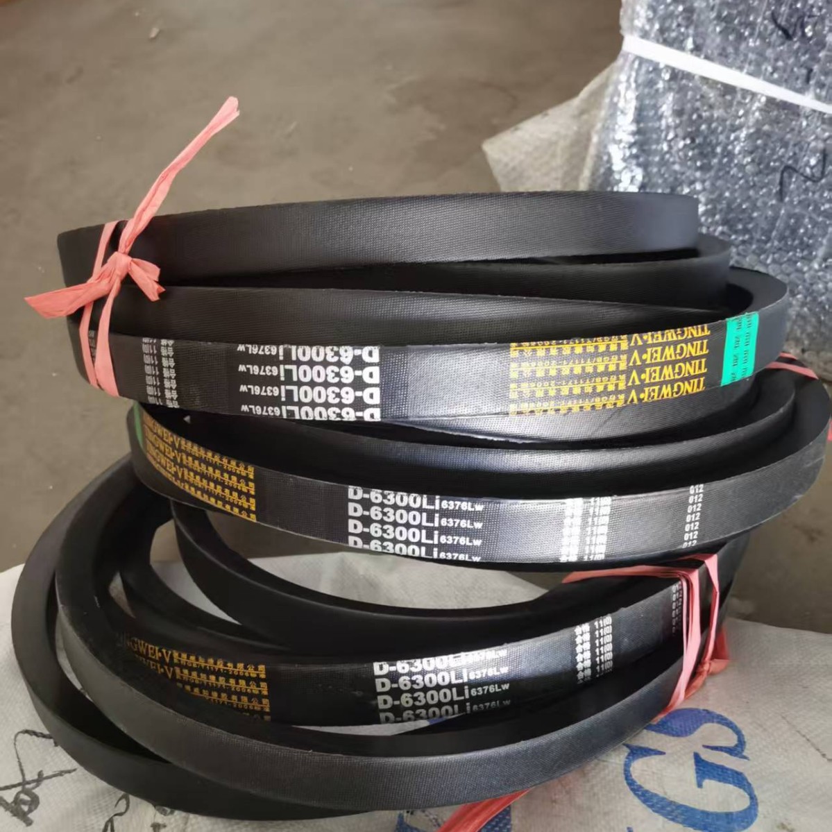 三角带工业皮带三角V带 A型B型C型D型防静电橡胶联组三角带传动带