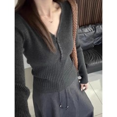 韩系灰色V领针织打底衫女内搭秋冬新款加厚软糯收腰显瘦长袖上衣