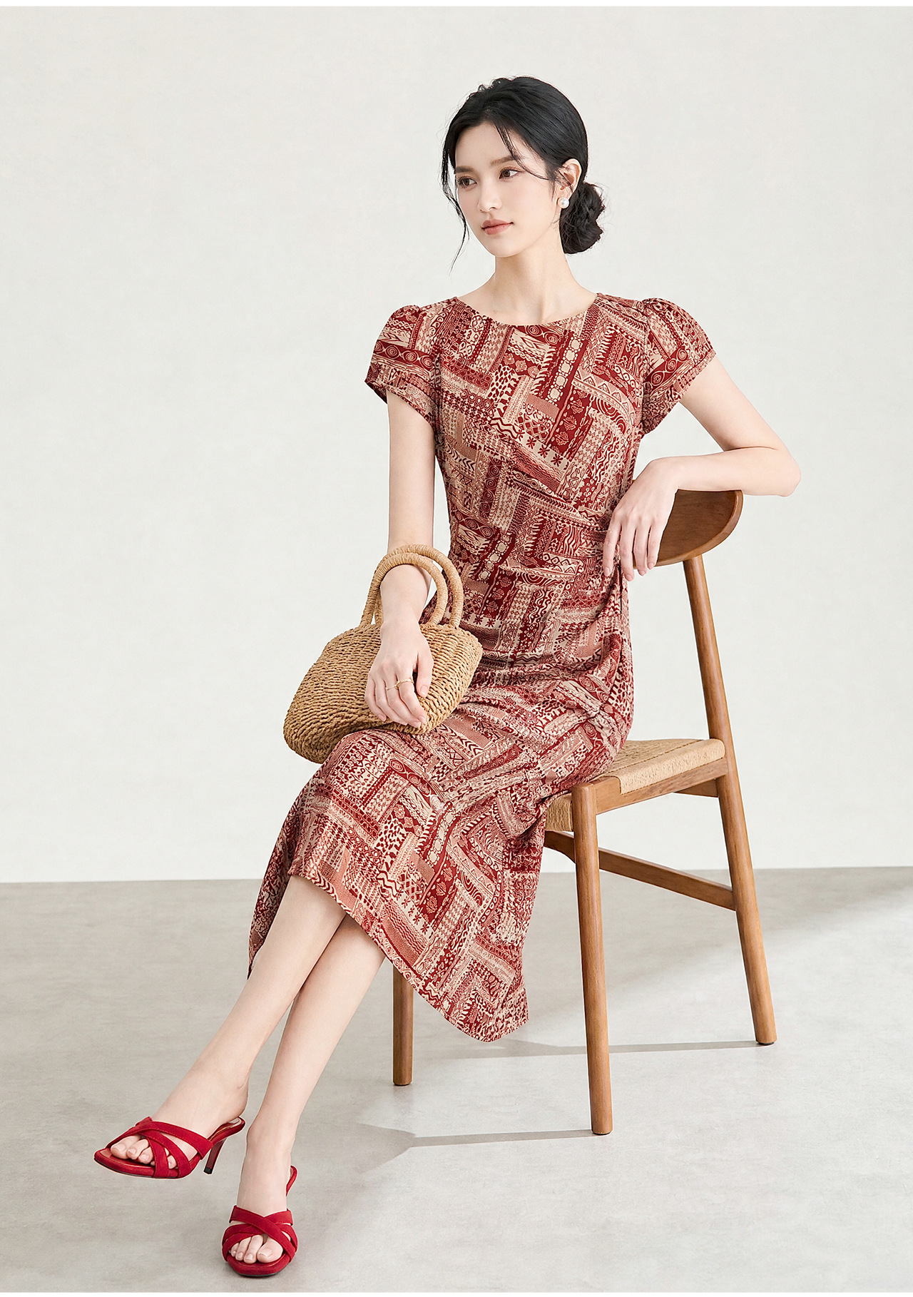 Đầm maxi nữ họa tiết bohemian tay ngắn thắt eo chất liệu voan — màu hồng chi tiết 5